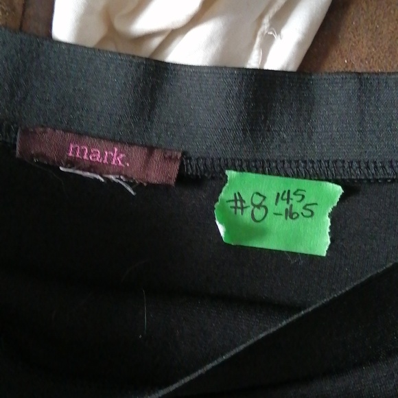 Mark black skirt waist 14.5-16.5 - Picture 2 of 6